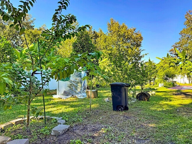 Building Photo - A home built for living well: 4Bedrooms/3Baths sophisticated home in Fells Cove!