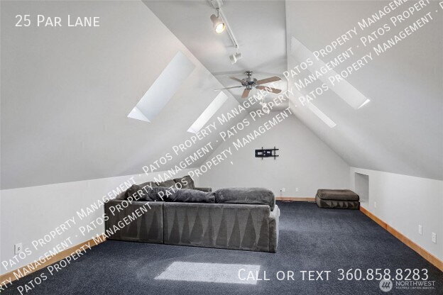 Building Photo - 25 Par Ln