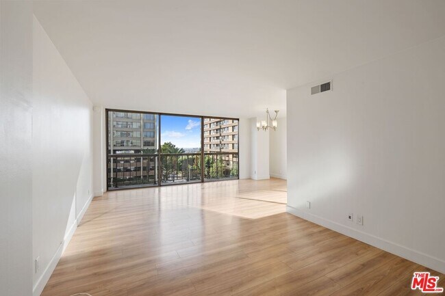 Primary Photo - 10747 Wilshire Blvd