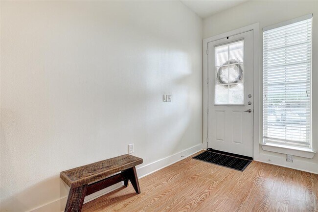 Building Photo - 2400 Louis Henna Blvd