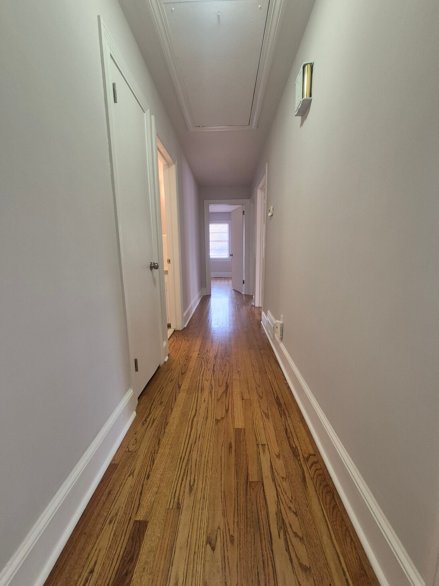 Building Photo - 1802 S Elm St