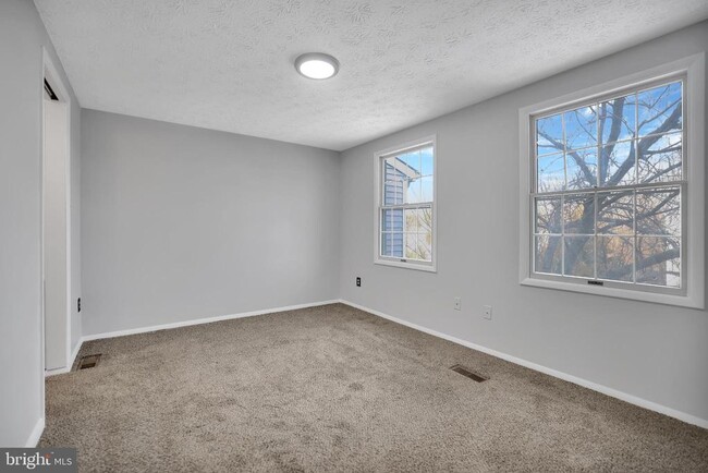 Building Photo - 1645 10th St S