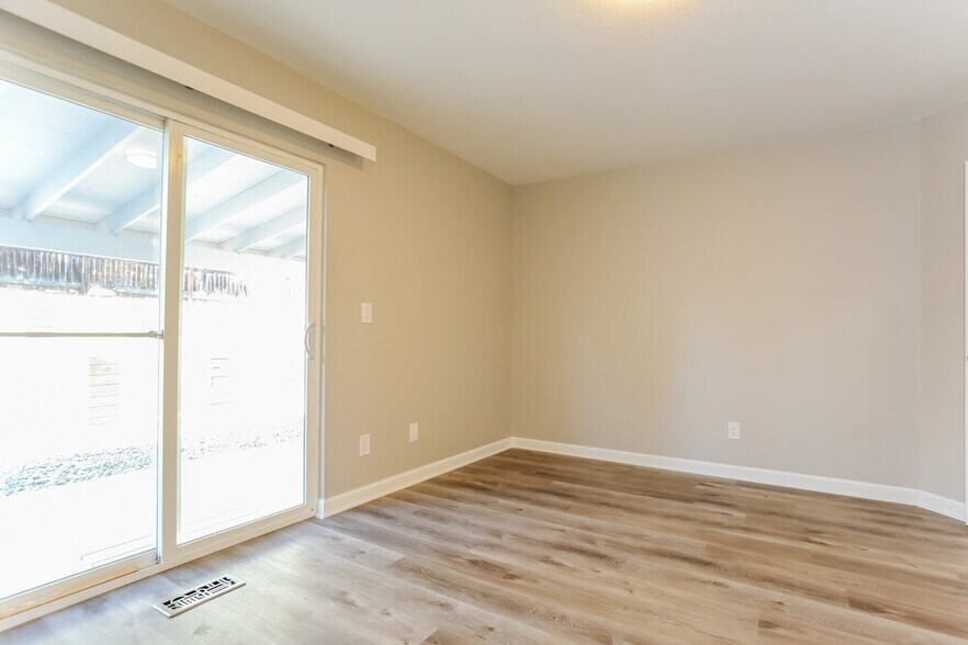 Building Photo - 7851 Kyle Way