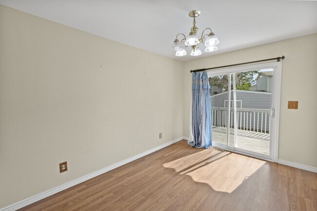 Building Photo - 4319 Millburn S