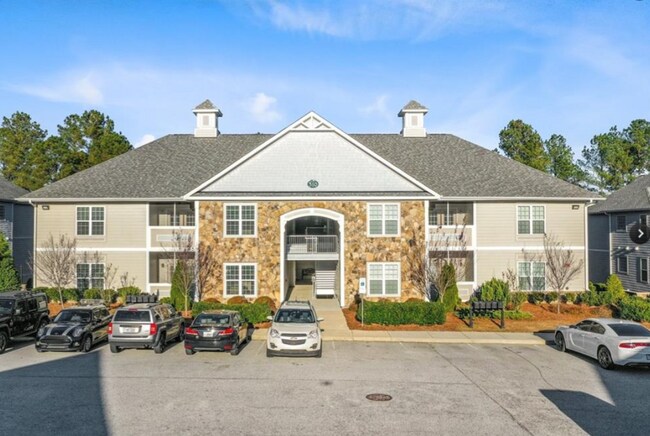 Building Photo - 310 Gallery Dr