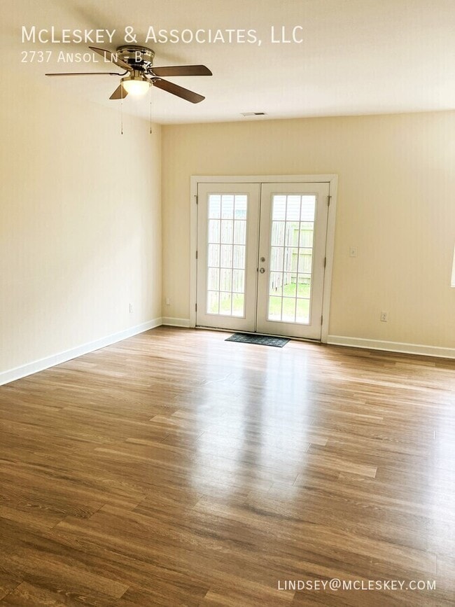 Building Photo - 2737 Ansol Ln