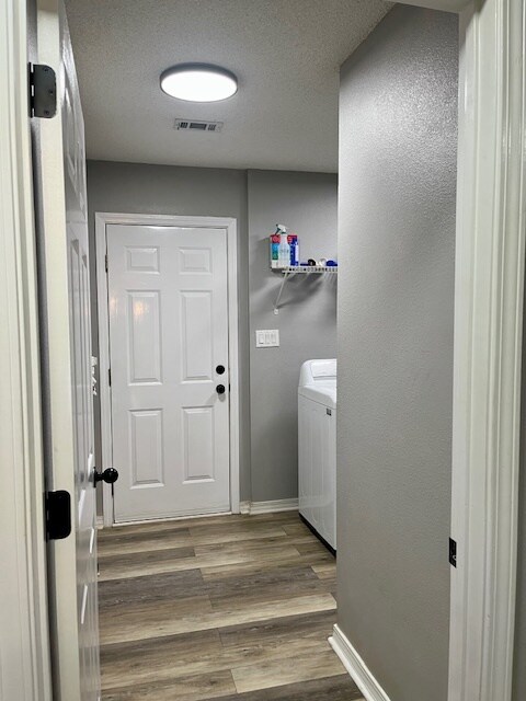 Building Photo - 9866 Parker Lake Cir