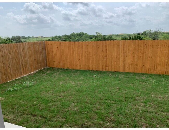 Building Photo - 11715 Caithness Way