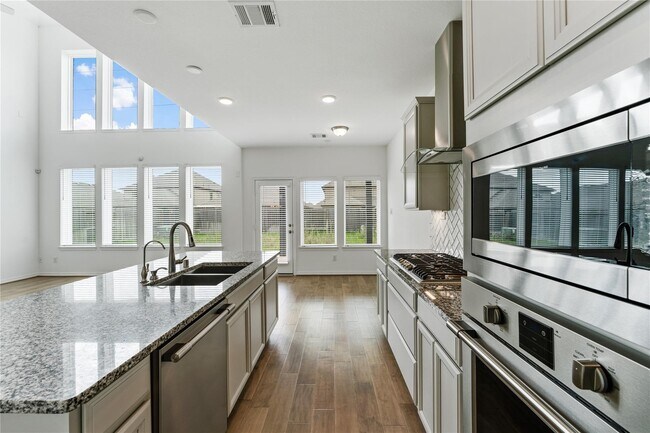 Building Photo - 3614 Windward Canyon Dr