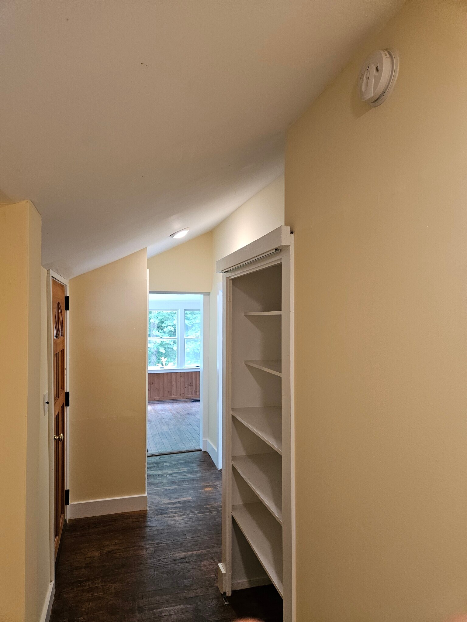 Hallway - 207 Mountain Rd