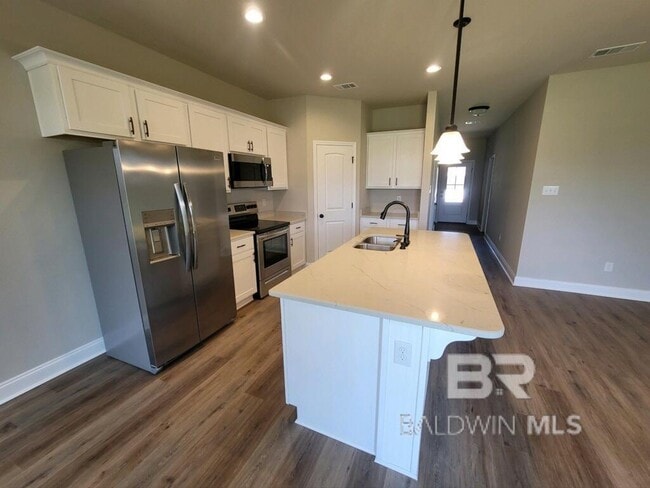 Building Photo - 1056 Stella Rd