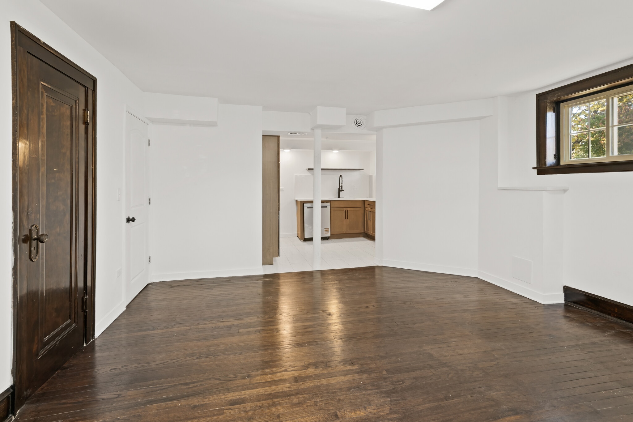 Family Room - 7131 W Altgeld St