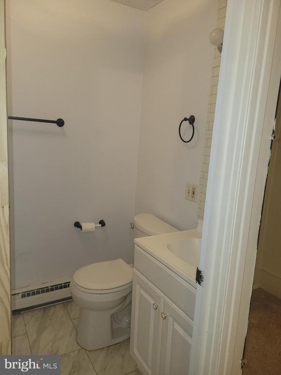 Building Photo - 5 S Main St