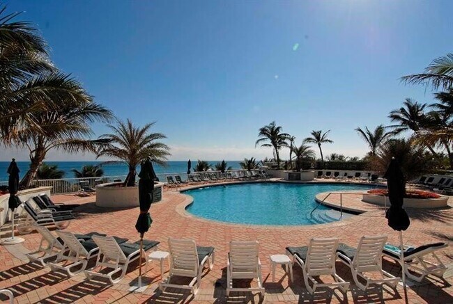 Building Photo - 3200 N Ocean Blvd