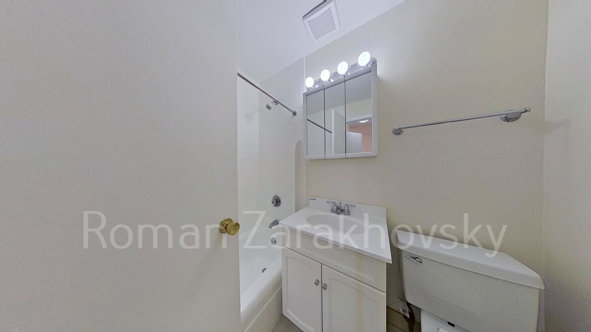 Building Photo - 88 Gardner St