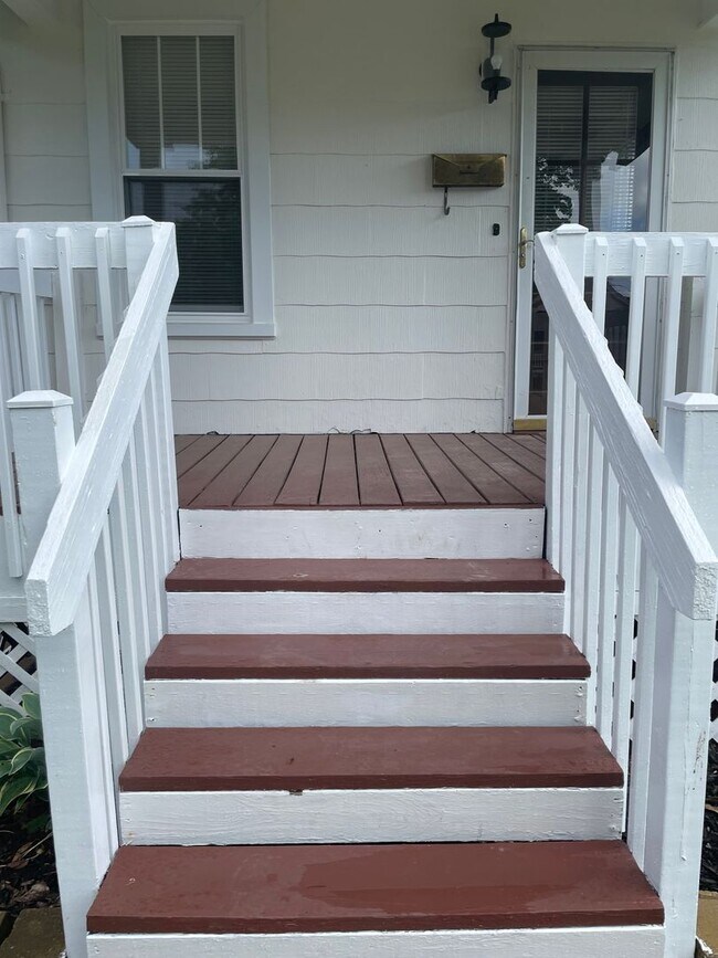 Building Photo - NO DEPOSIT REQUIRED! House for Rent in Southwest City
