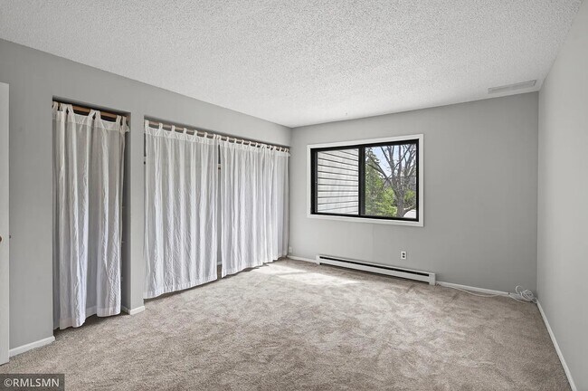 Building Photo - 400 Shelard Pkwy