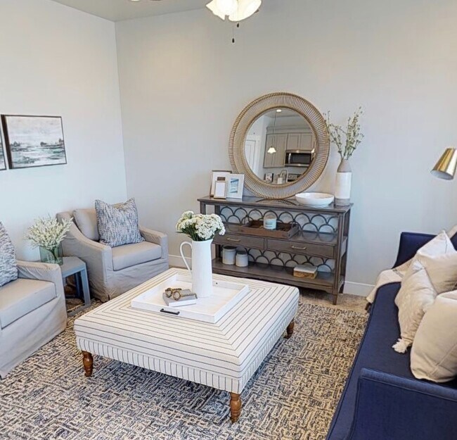 Building Photo - Luxury Townhome For Rent - Four Bedrooms!!