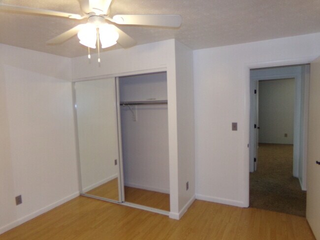 Building Photo - COMING SOON! 4 Bed 2.5 Bath Beavercreek Home!