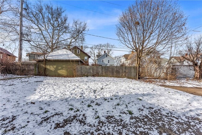 Building Photo - 3138 W 101st St