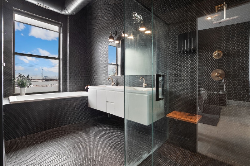 Building Photo - 2419 W 14th St