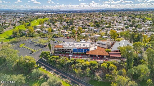 Building Photo - 8841 S 51st St