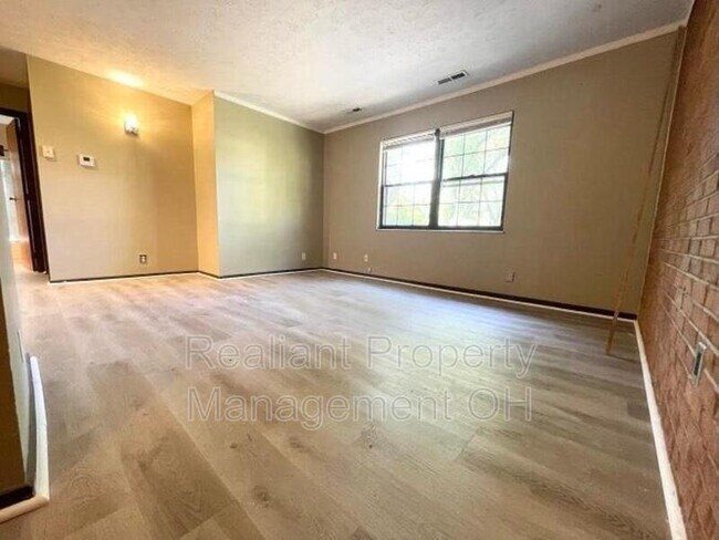Building Photo - 6405 Gracely Dr