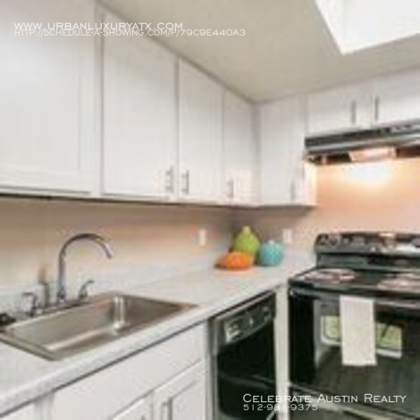 Building Photo - Hillside Creek