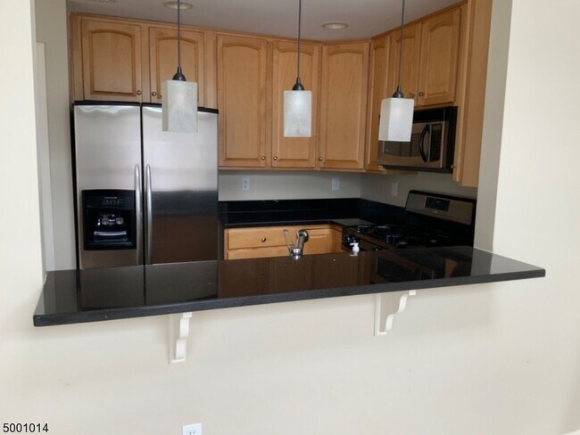 Building Photo - 801 Donato Cir