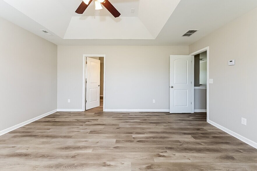 Building Photo - 175 Biscayne Terrace