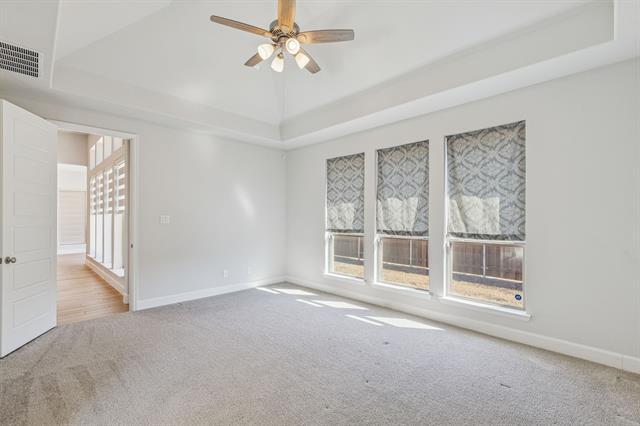 Building Photo - 3300 Honey Suckle Ln