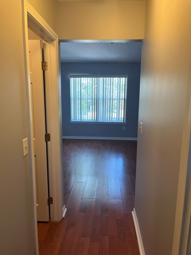 Building Photo - 2941 Beland Ave