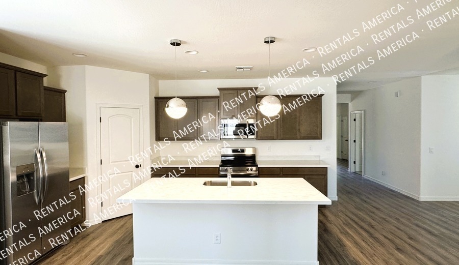 Building Photo - 24144 W Gibson Ln