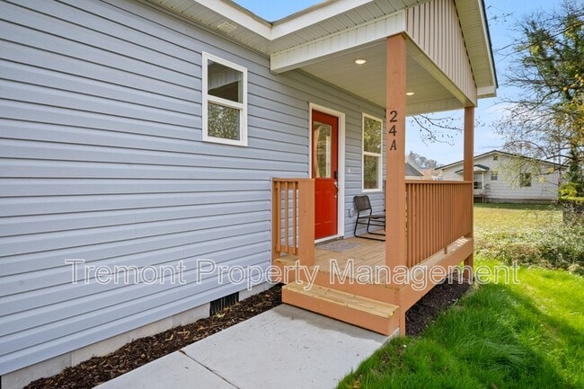 Building Photo - 24 Sawyer St