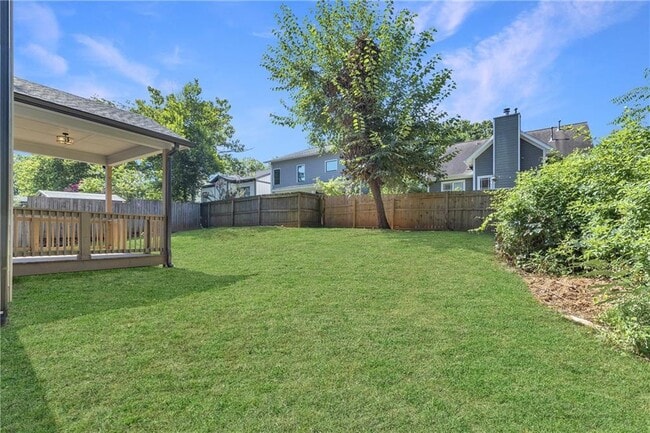 Building Photo - 3183 Zion St