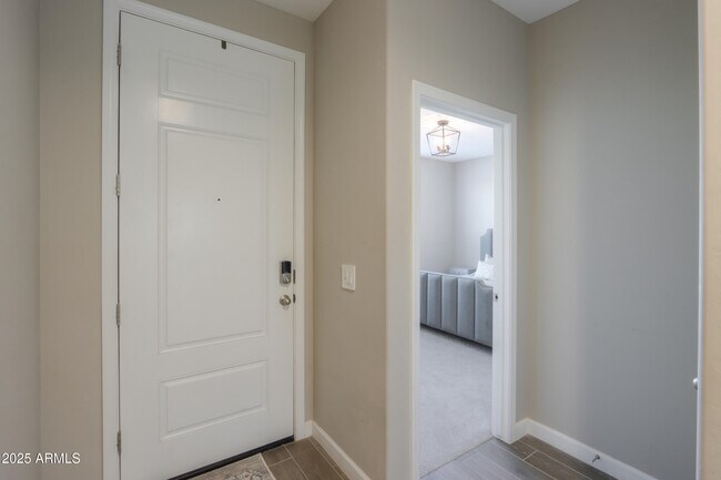 Building Photo - 44583 W Palo Olmo Rd