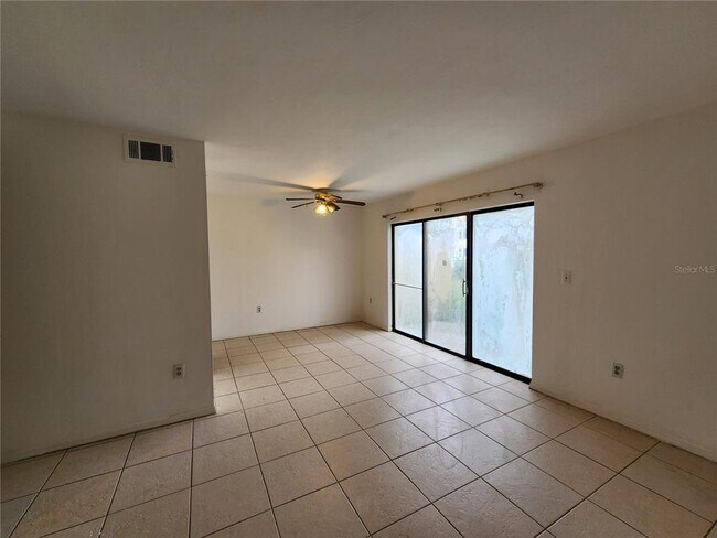 Building Photo - 1110 SW 62nd Terrace