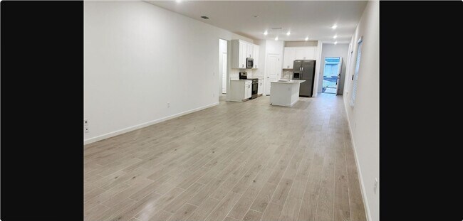 Building Photo - 63 River Strand Ln