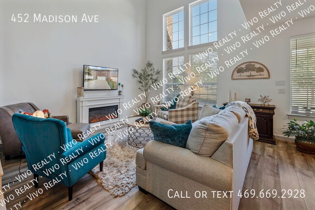 Building Photo - 452 Madison Ave