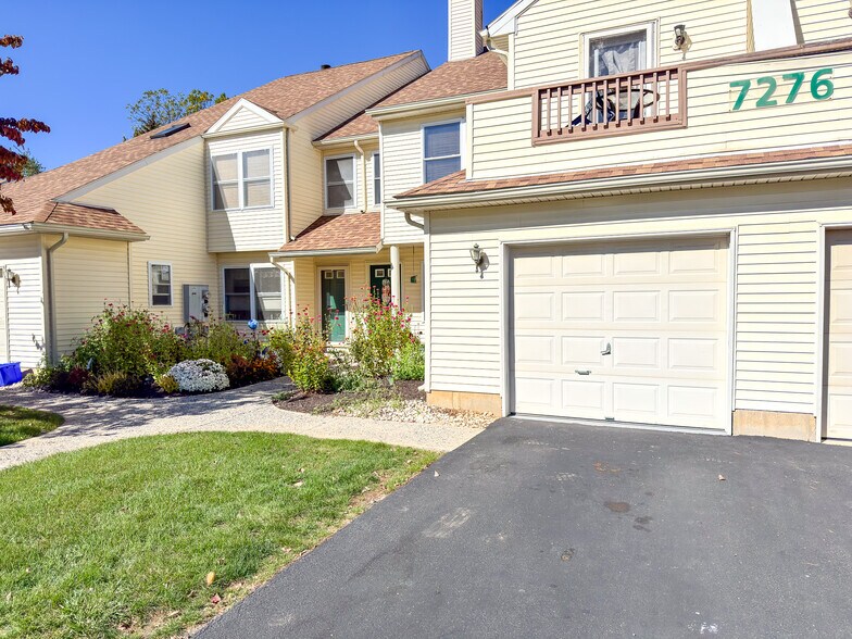 Building Photo - 7276C Sauerkraut Ln