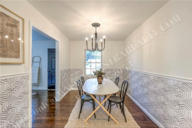 Building Photo - Stunningly Remodeled 3 Bed 1 Bath Home in ...