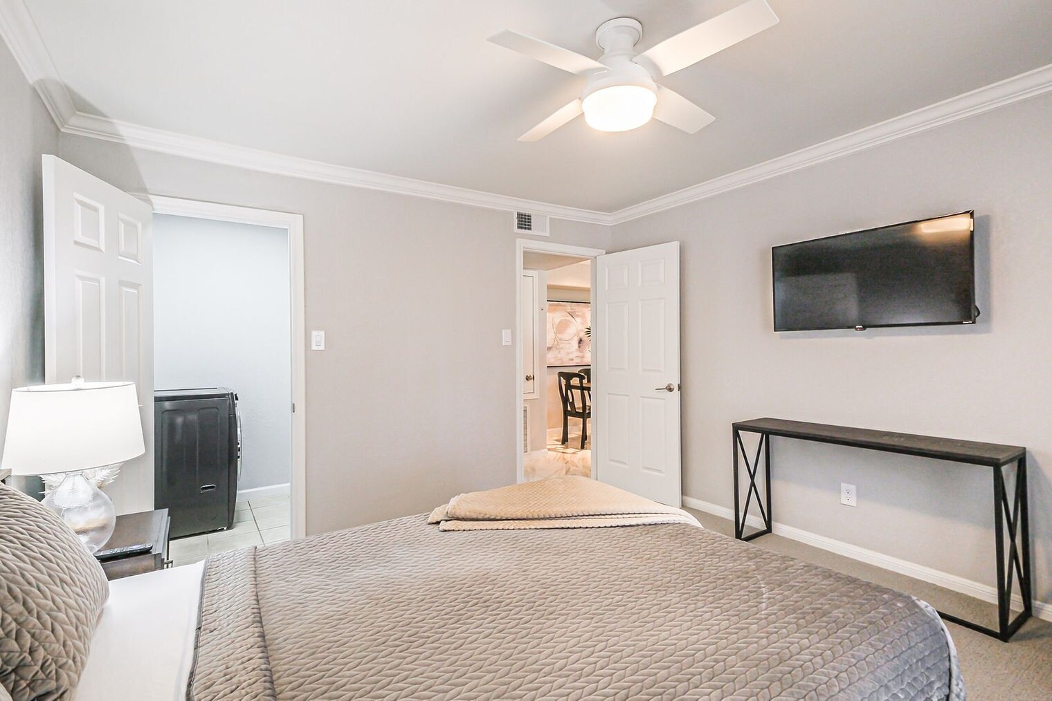 Building Photo - 2507 Montrose Blvd