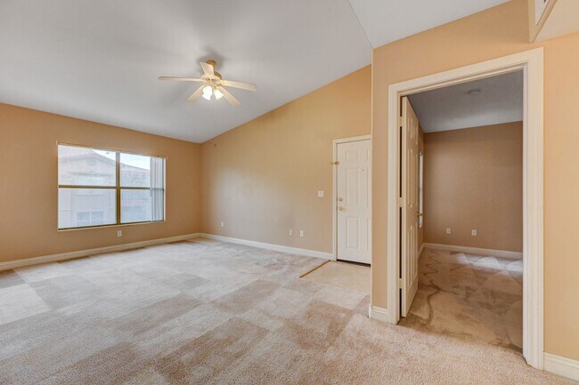 Building Photo - 8000 W Badura Ave