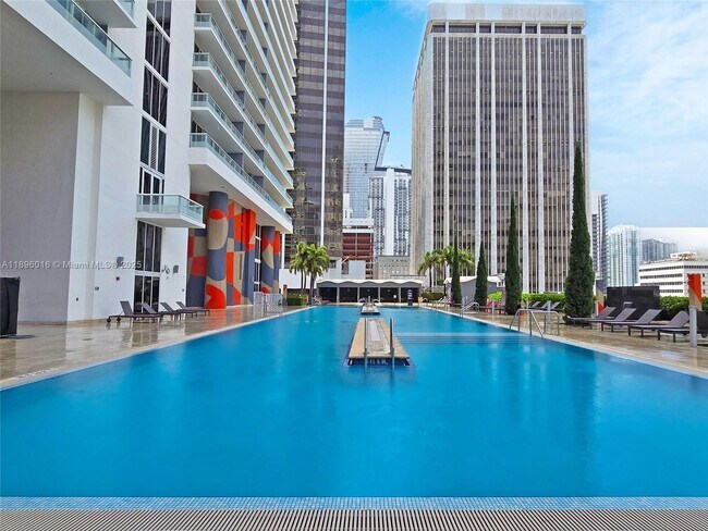 Building Photo - 50 Biscayne Blvd