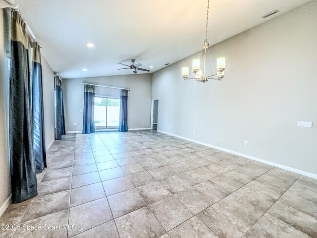 Building Photo - 4100 Harvest Cir