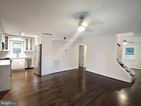 Building Photo - 2510 Jamaica Dr