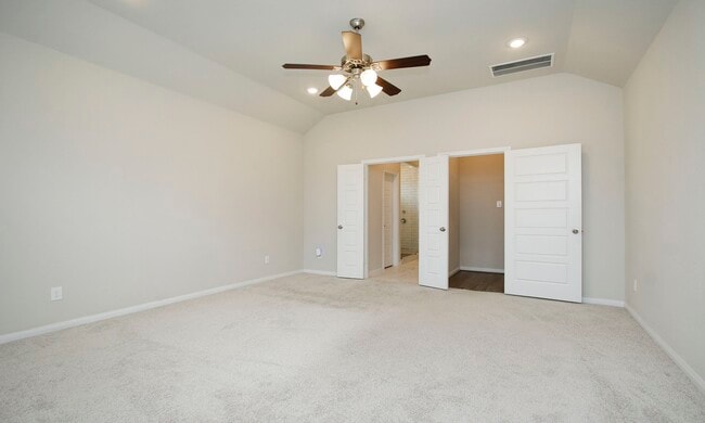 Building Photo - 31611 Lyle Mnr Dr