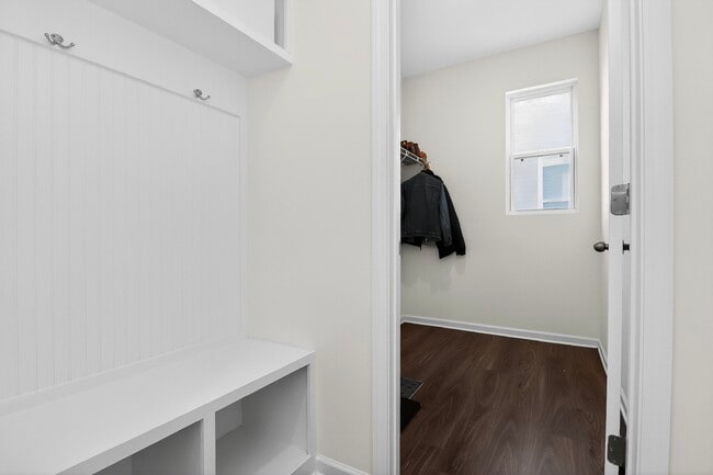 Building Photo - 7132 Wheyfield Dr