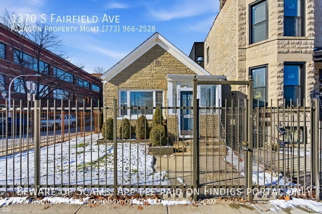Building Photo - 1370 S Fairfield Ave