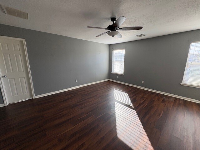 Building Photo - 16314 Cole Bridge Ln